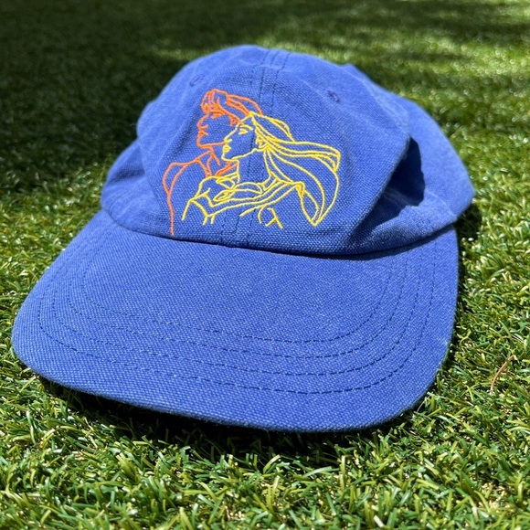 VTG RARE 90’s Disney’s Pocahontus Blue Cap - Picture 2 of 6